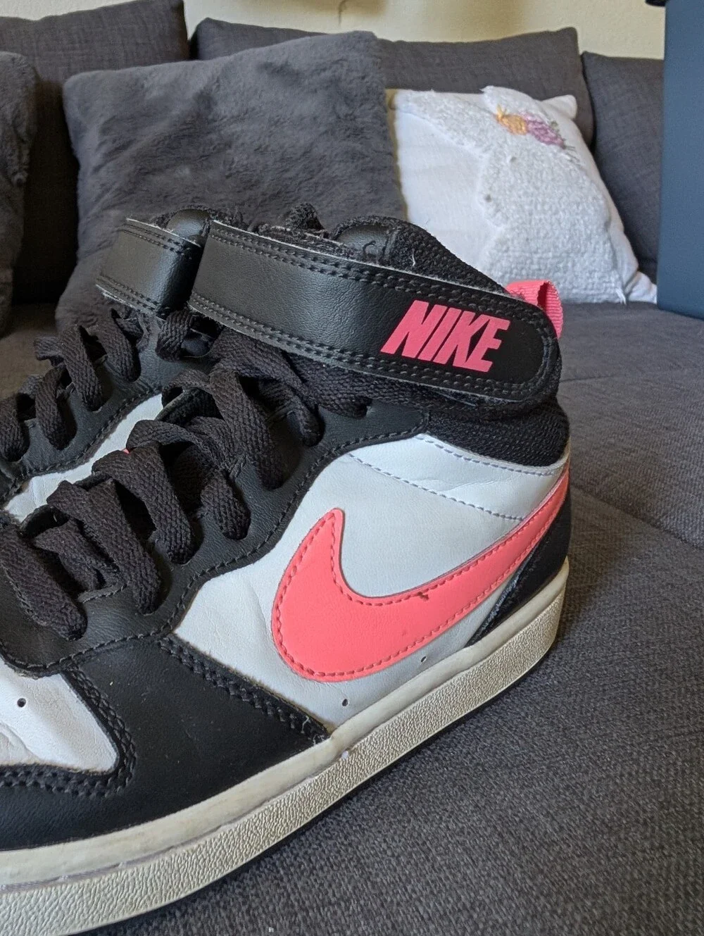 Nike lightly used